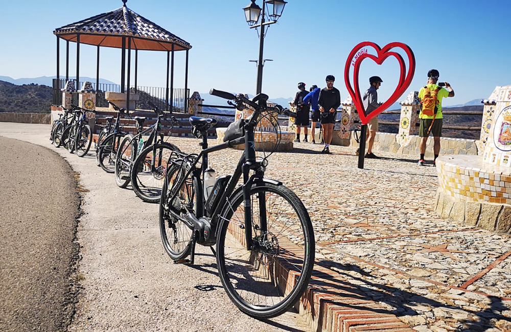 Gefürte E-Bike-Touren in Malaga – Almogia Fahrradtour