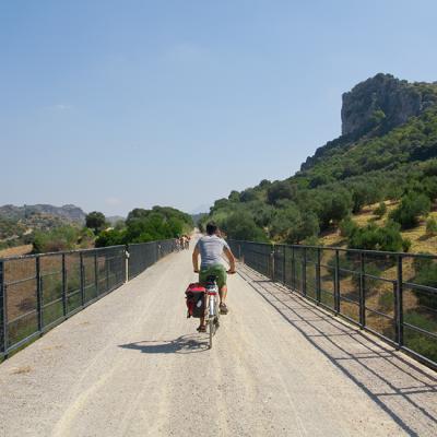 Via Verde de la Sierra – Rock of Zaframagón